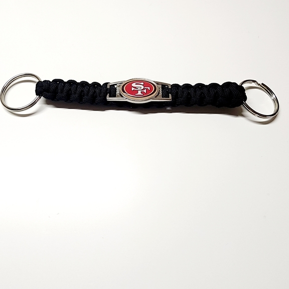 San Francisco 49ers Keychain Souvenir NFL Great Gift For Your Loved One - Picture 2 of 4